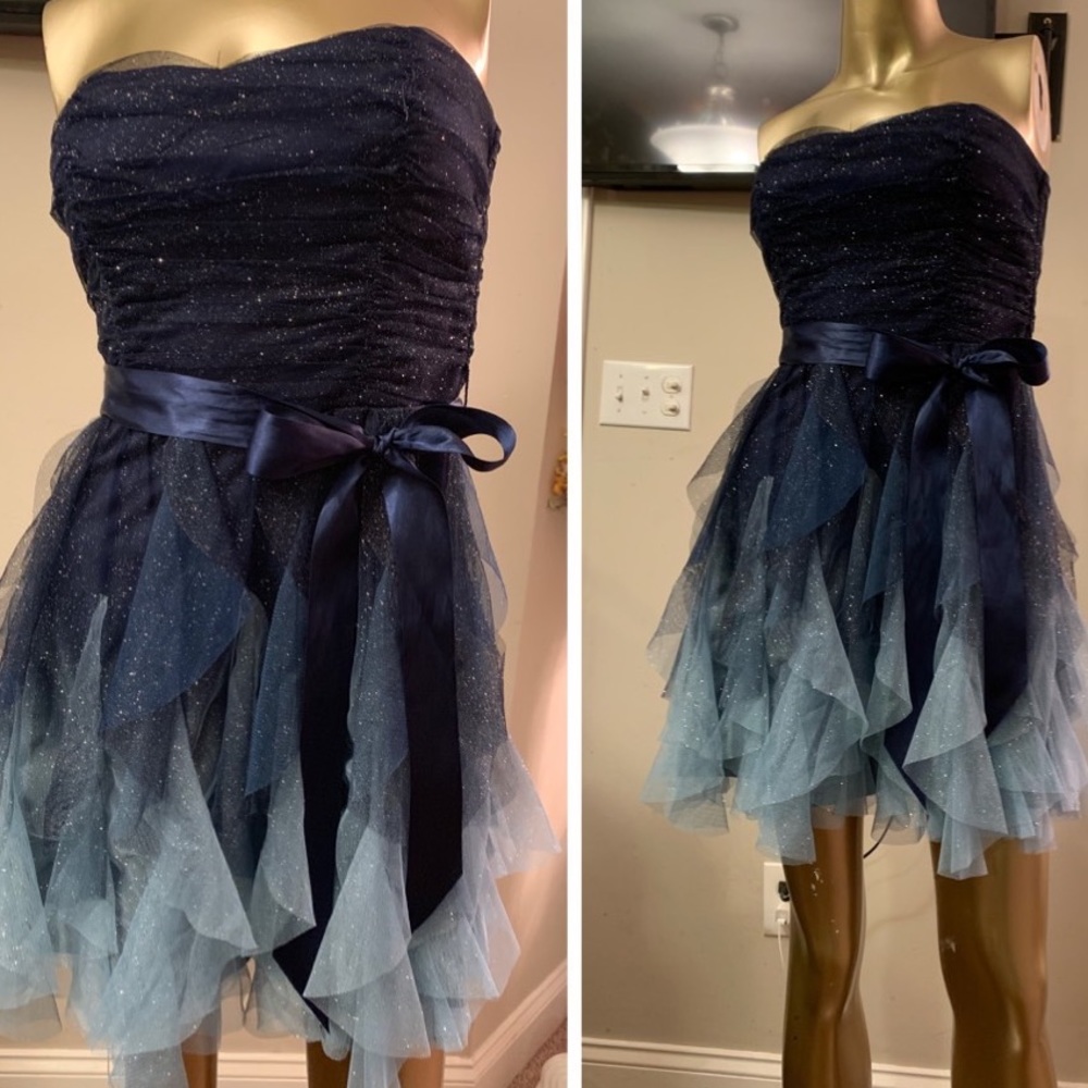 Dress - Picture 2 of 2